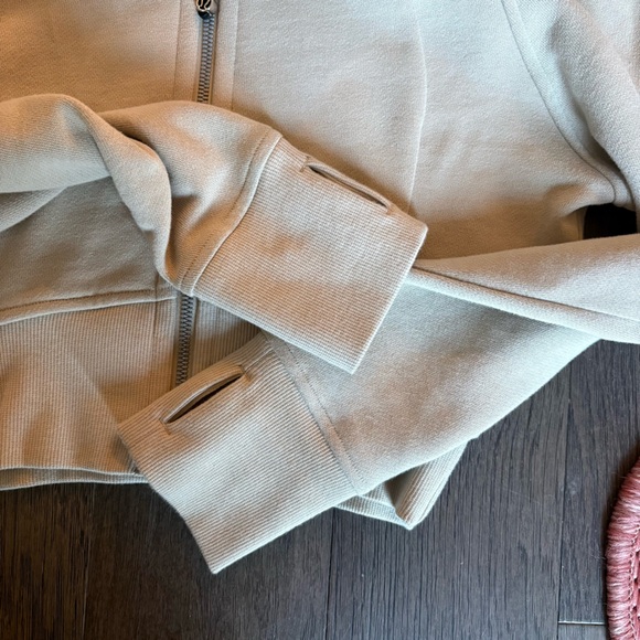 Lululemon Scuba Full-Zip Cropped Hoodie - Picture 4 of 6